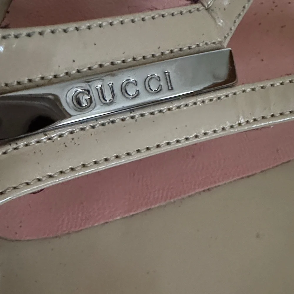 Gucci Beige Leather Double-Strap Slide Sandals with Pink Insole - Picture 6 of 8